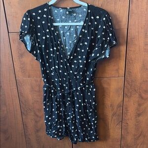 🚨 Last Chance! 🚨 Wild Fable Floral Daisy Romper